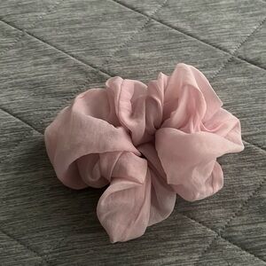 KITSCH bubble gum pink tulle headband